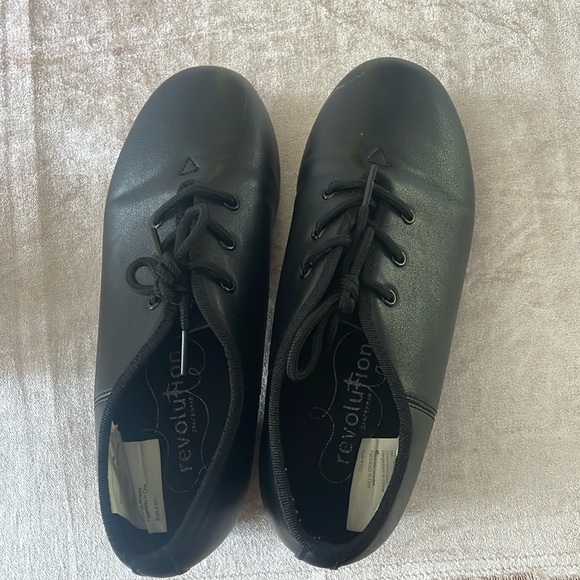 Girls Tap Shoe - Picture 1 of 4